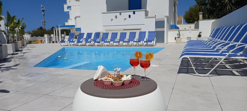 Panthenon 4.0 - aperitivo in piscina
